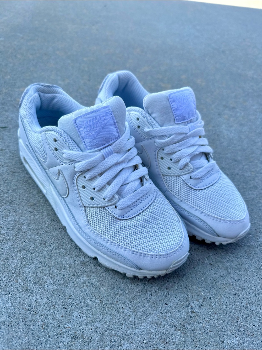 Nike Air Max 90 Triple White Sneakers